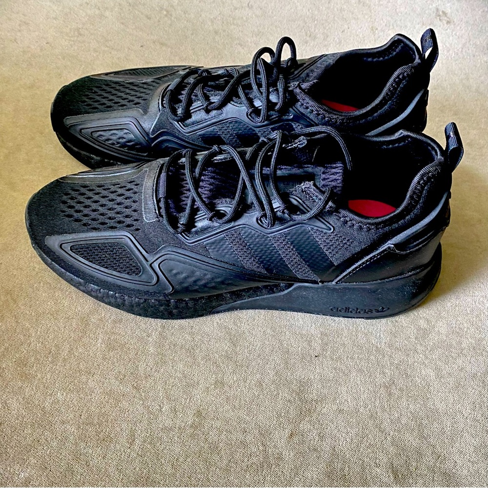 Adidas Men’s ZX 2K Boost tennis shoes Size 9.5 M. ONLY WORN INDOORS ONCE